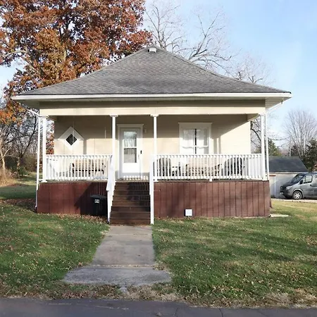 Cheerful 2 Bedroom Home In Trenton City